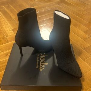 Stunning boots never worn size 5